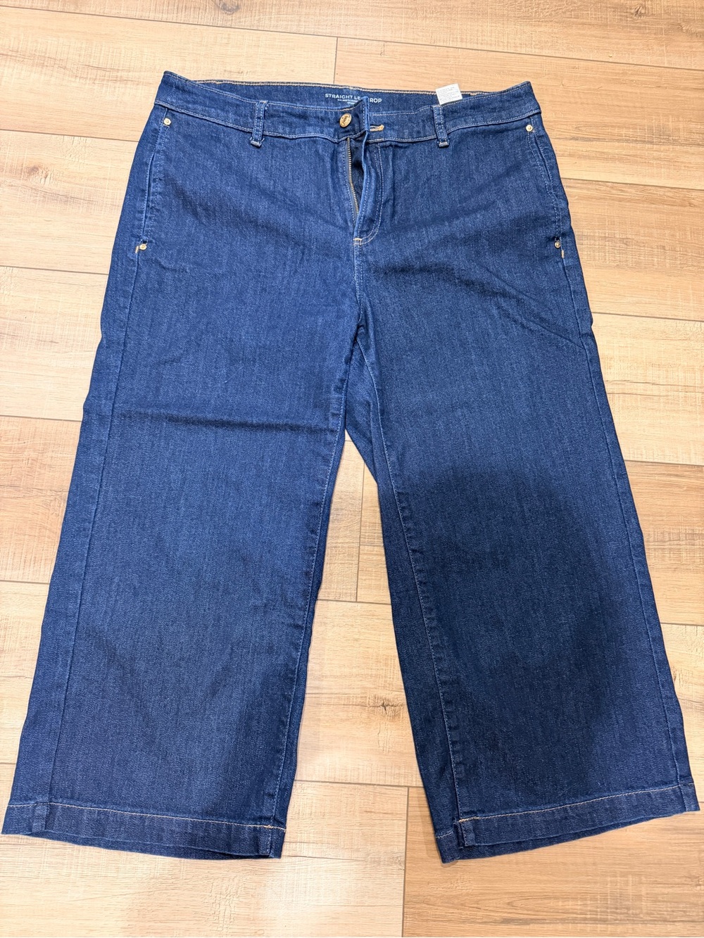 Chico's Wide-Leg Cropped Jeans in Dark Blue Denim